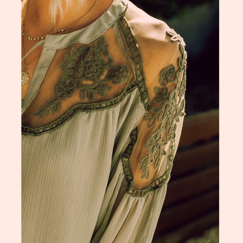 Warm olive green sheer blouse - Picture 2 of 6